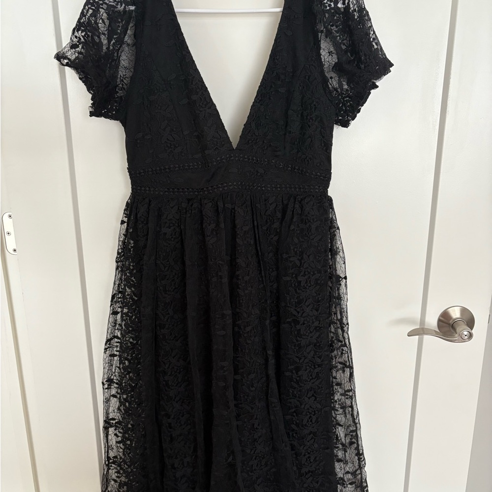 Lulu's Black Flutter Sleeve V-Neck Midi Dress